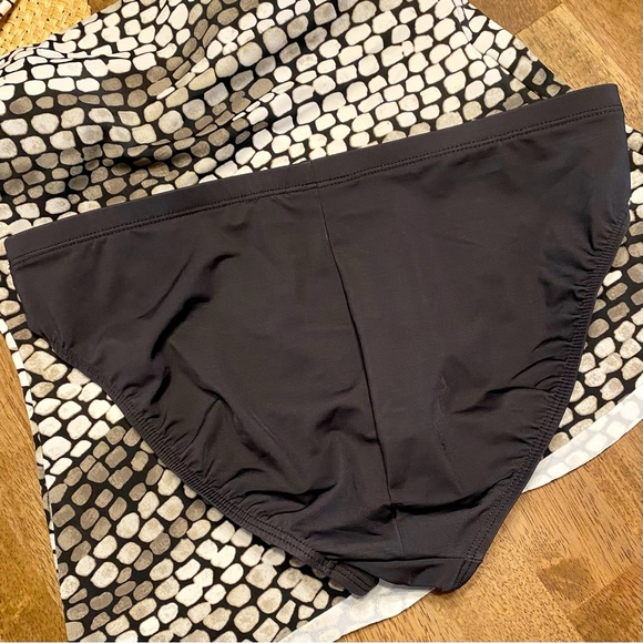 Magicsuit Tankini Halter 2 piece Swimsuit Size 8 in Grey/White/Black - Picture 9 of 13